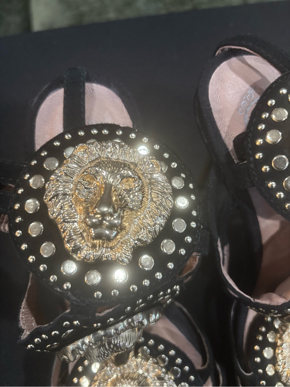 Jeffrey Campbell Covacha Lioness Goddess heelsSz 7.5 gold lion head black suede - Picture 4 of 11